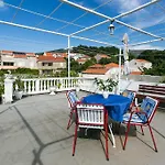Apartman Ivo & Mare *